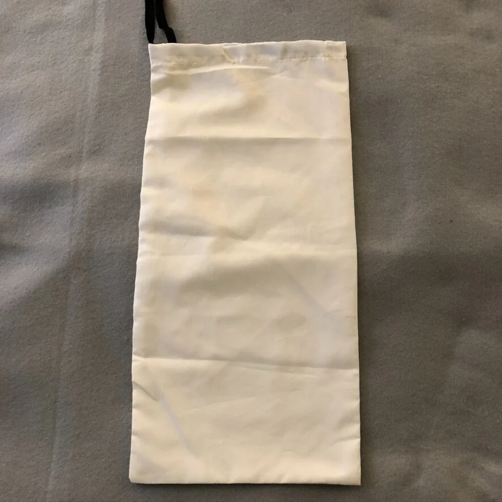 Gucci dust bag